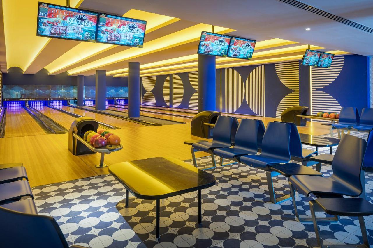 Ocean Eden Bay (Adults Only) 호텔 Spring Rises 외부 사진 Bowling Alley