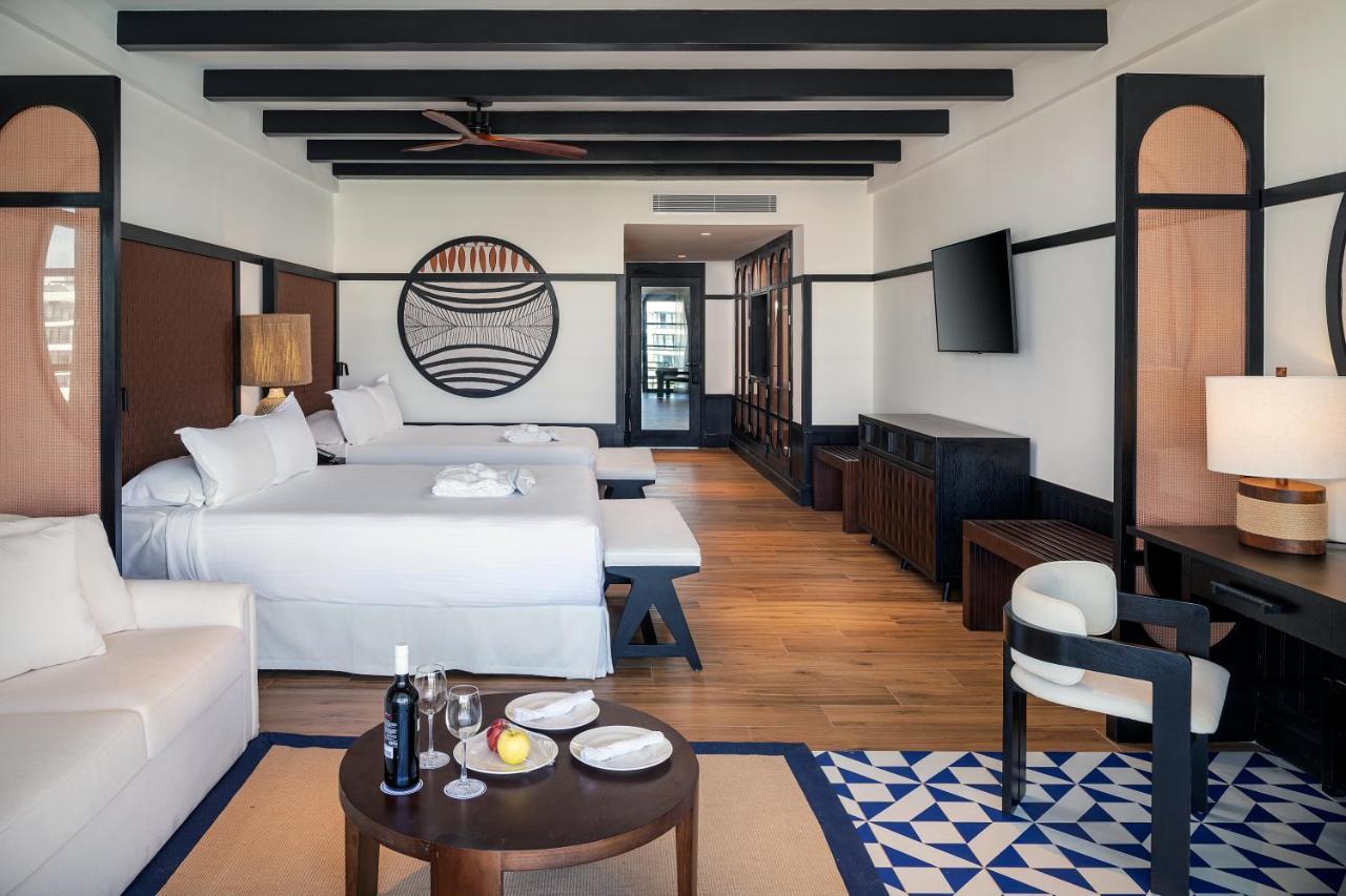 Ocean Eden Bay (Adults Only) 호텔 Spring Rises 외부 사진 A room at the hotel