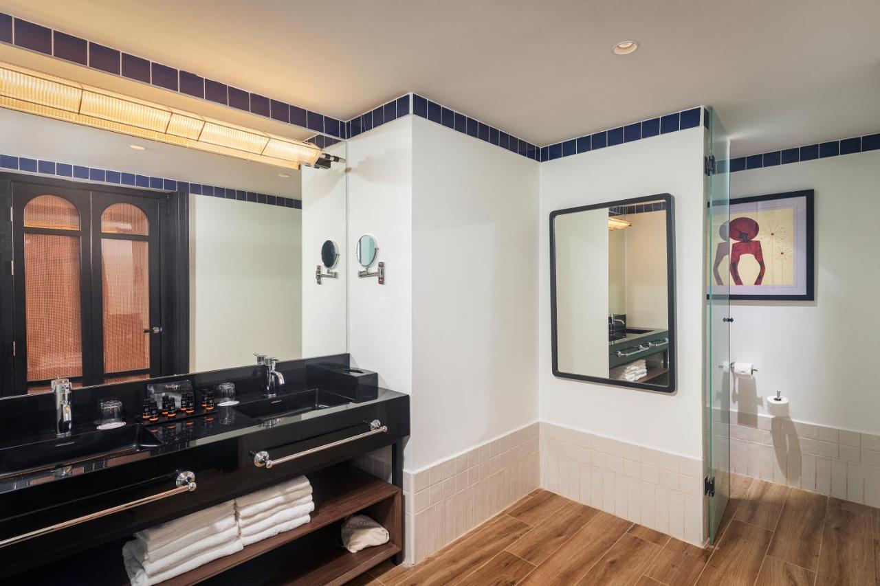 Ocean Eden Bay (Adults Only) 호텔 Spring Rises 외부 사진 Bathroom