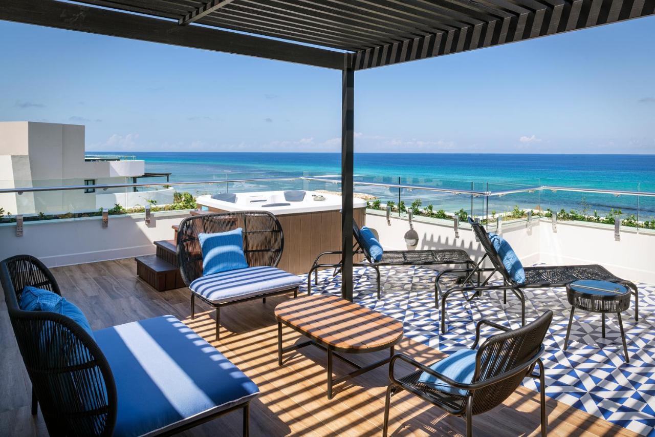 Ocean Eden Bay (Adults Only) 호텔 Spring Rises 외부 사진 Rooftop at the Hotel
